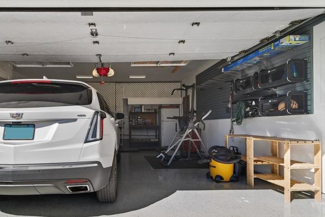 22 Karen Circle, White Rock, NM 87547