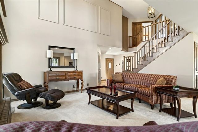 22 Karen Circle, White Rock, NM 87547