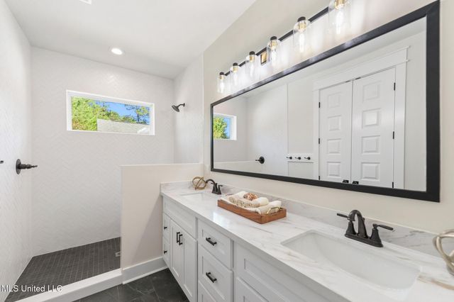 105 Greenwood Drive, Pass Christian, MS 39571