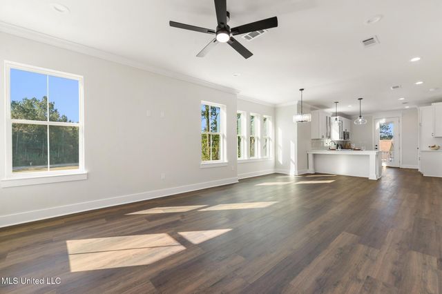 105 Greenwood Drive, Pass Christian, MS 39571