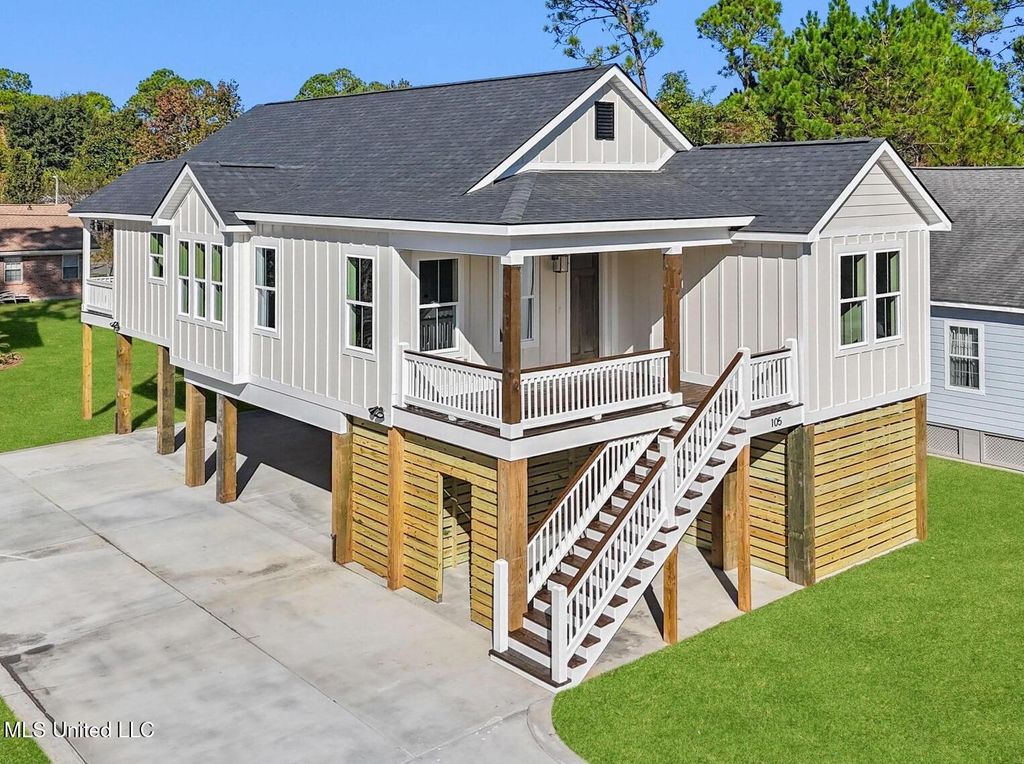 105 Greenwood Drive, Pass Christian, MS 39571