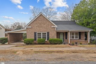 8 Lee Street, Liberty, SC 29657