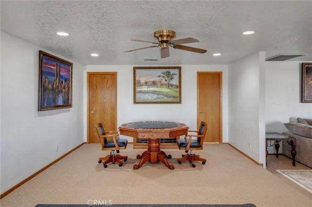 16450 Tao Road, Apple Valley, CA 92307