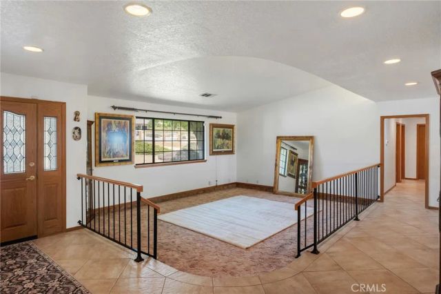 16450 Tao Road, Apple Valley, CA 92307