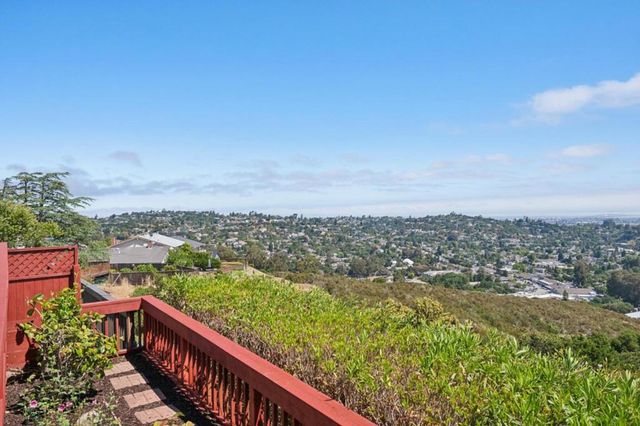 2433 Hastings Drive, Belmont, CA 94002
