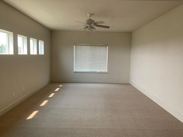 16160 Moore Rd, Lodi, CA 95242