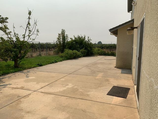 16160 Moore Rd, Lodi, CA 95242