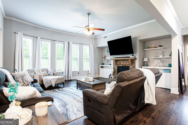 496 Genesee Point, Newnan, GA 30263
