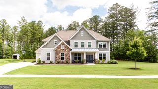 496 Genesee Point, Newnan, GA 30263