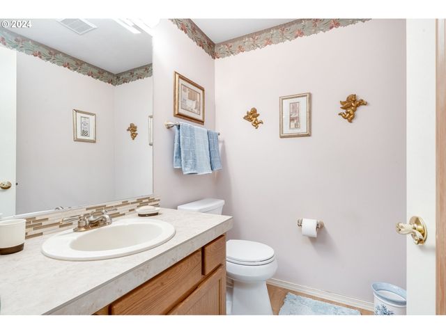 2119 Ne 158TH Ave, Portland, OR 97230