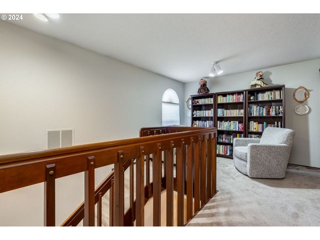 2119 Ne 158TH Ave, Portland, OR 97230
