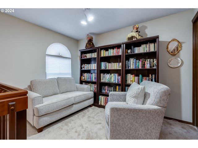 2119 Ne 158TH Ave, Portland, OR 97230