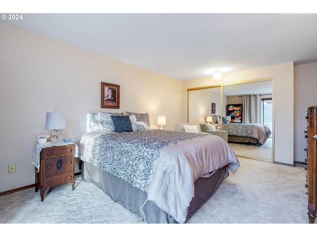 2119 Ne 158TH Ave, Portland, OR 97230