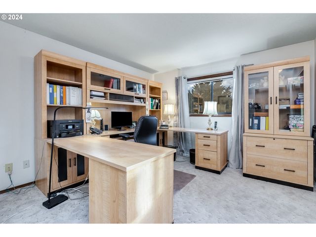2119 Ne 158TH Ave, Portland, OR 97230
