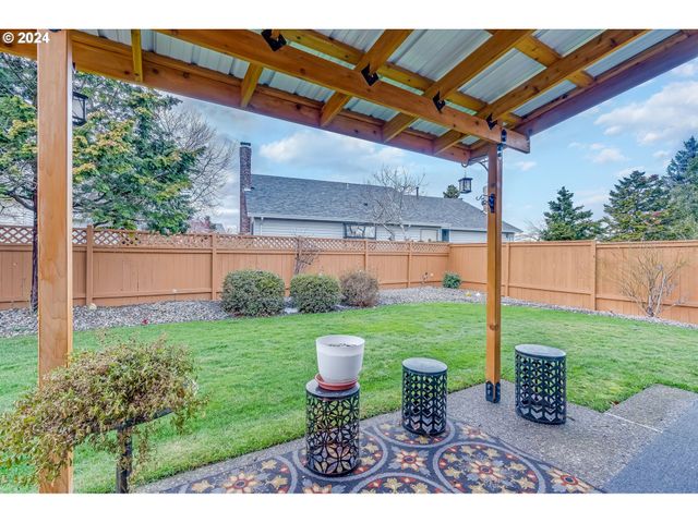 2119 Ne 158TH Ave, Portland, OR 97230