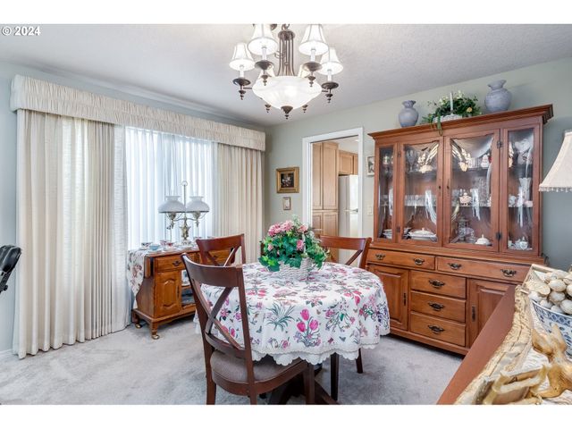 2119 Ne 158TH Ave, Portland, OR 97230