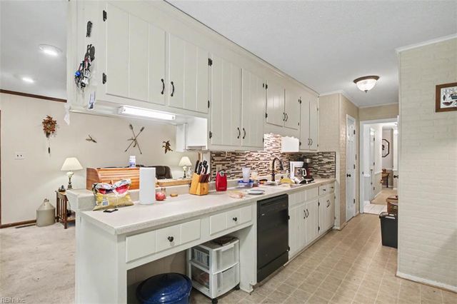 15432 Rollingwood DR, Carrollton, VA 23314