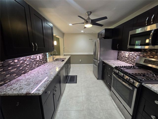 8186 TERRACE GARDEN DRIVE N 109, St Petersburg, FL 33709
