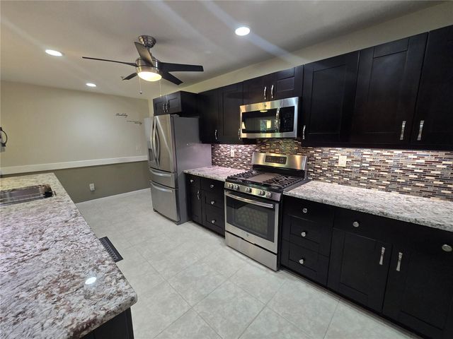 8186 TERRACE GARDEN DRIVE N 109, St Petersburg, FL 33709