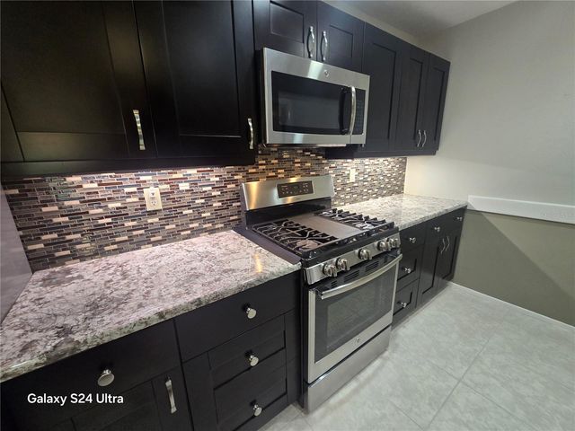 8186 TERRACE GARDEN DRIVE N 109, St Petersburg, FL 33709