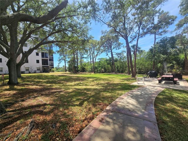 8186 TERRACE GARDEN DRIVE N 109, St Petersburg, FL 33709