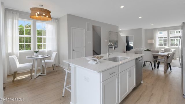 29 Baybreeze Drive, Waretown, NJ 08758