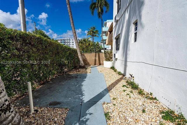 235 79th St 4, Miami Beach, FL 33141