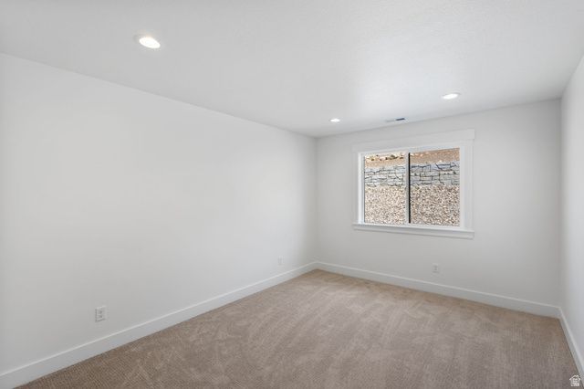 692 E MOUNTAIN RD., North Ogden, UT 84414