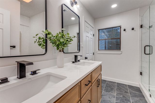 5848 Kenwood Avenue, Dallas, TX 75206