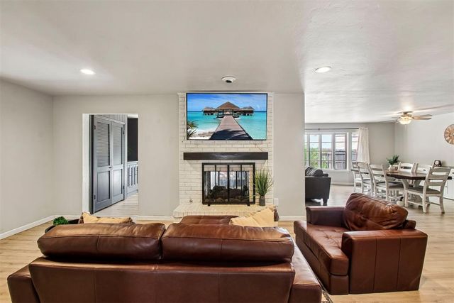 3701 Oak Grove Drive, Oklahoma City, OK 73110
