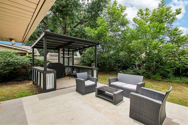 3701 Oak Grove Drive, Oklahoma City, OK 73110