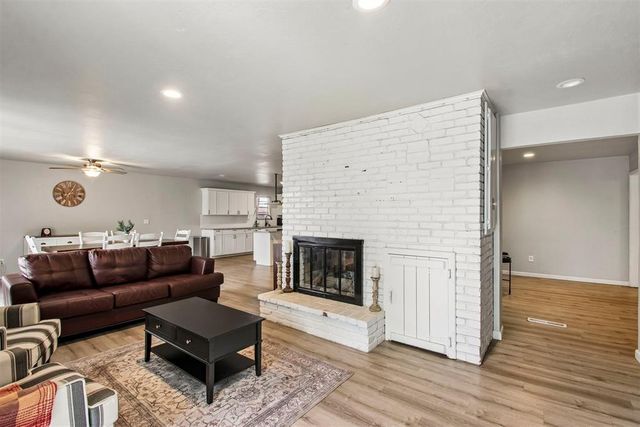3701 Oak Grove Drive, Oklahoma City, OK 73110
