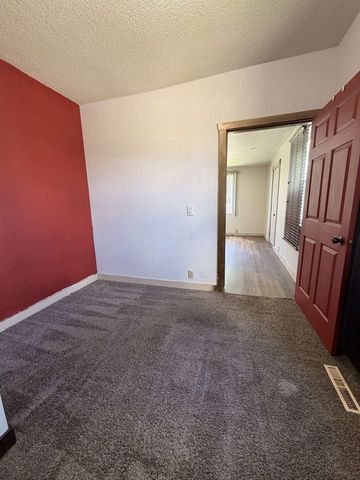701 Woodbury Station, Marshalltown, IA 50158