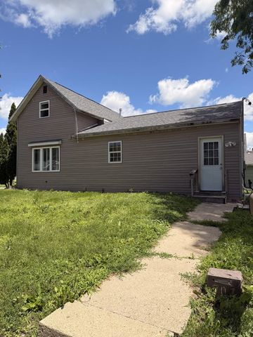 701 Woodbury Station, Marshalltown, IA 50158