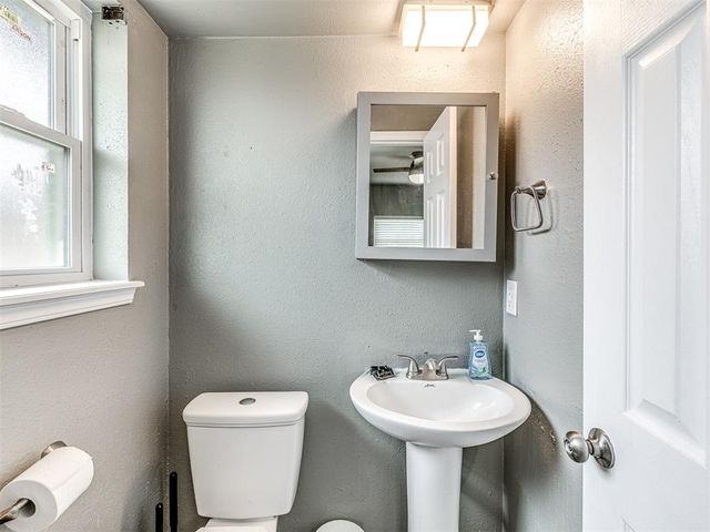 10005 Waverly Avenue, Oklahoma City, OK 73120