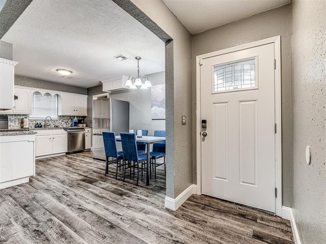 10005 Waverly Avenue, Oklahoma City, OK 73120