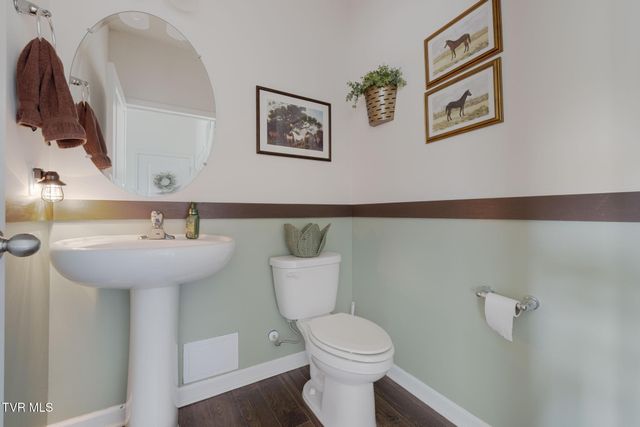 498 Brinkleys Way, Johnson City, TN 37615