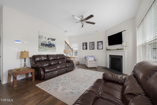 498 Brinkleys Way, Johnson City, TN 37615