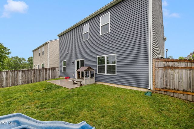 498 Brinkleys Way, Johnson City, TN 37615