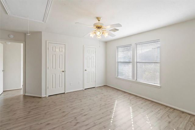 1019 Norfolk Drive, Pearland, TX 77584