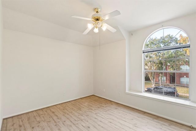 1019 Norfolk Drive, Pearland, TX 77584