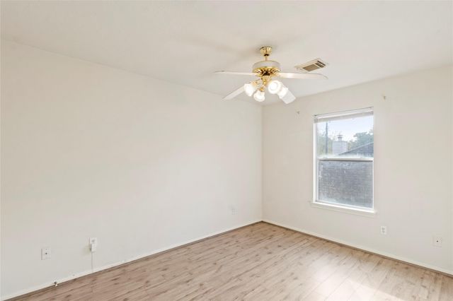 1019 Norfolk Drive, Pearland, TX 77584