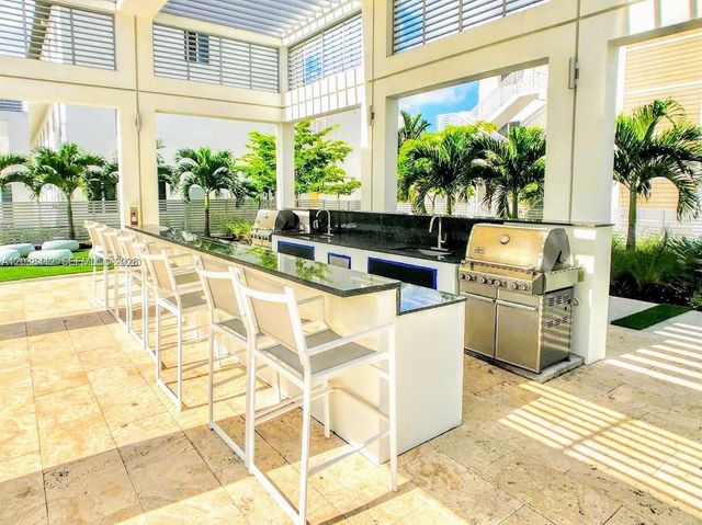 6401 NW 103rd Place 101, Doral, FL 33178