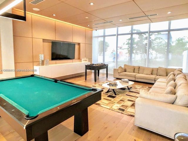 6401 NW 103rd Place 101, Doral, FL 33178