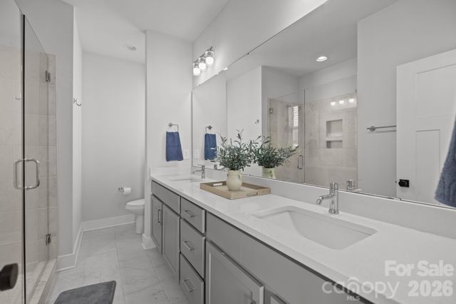 5011 York Park Lane, Charlotte, NC 28217