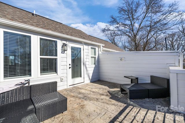 5011 York Park Lane, Charlotte, NC 28217