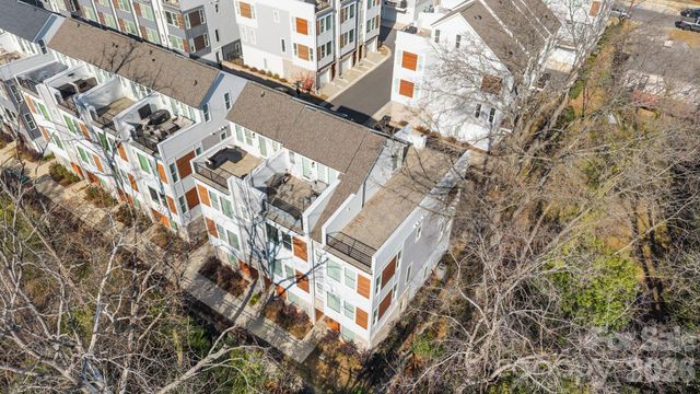 5011 York Park Lane, Charlotte, NC 28217