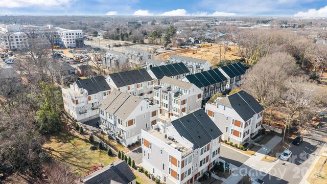 5011 York Park Lane, Charlotte, NC 28217