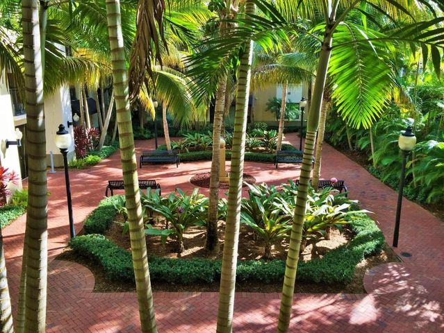 4905 Midtown Lane 2201, Palm Beach Gardens, FL 33418