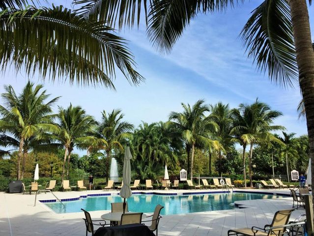 4905 Midtown Lane 2201, Palm Beach Gardens, FL 33418